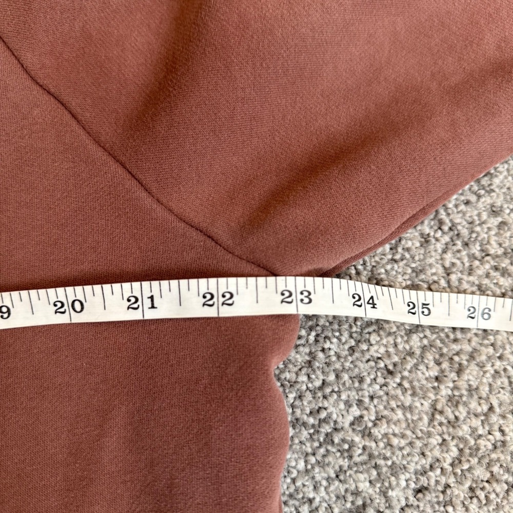 Vuori women's Restore Hoodie in Sedona Brown oversized size medium - Picture 10 of 11